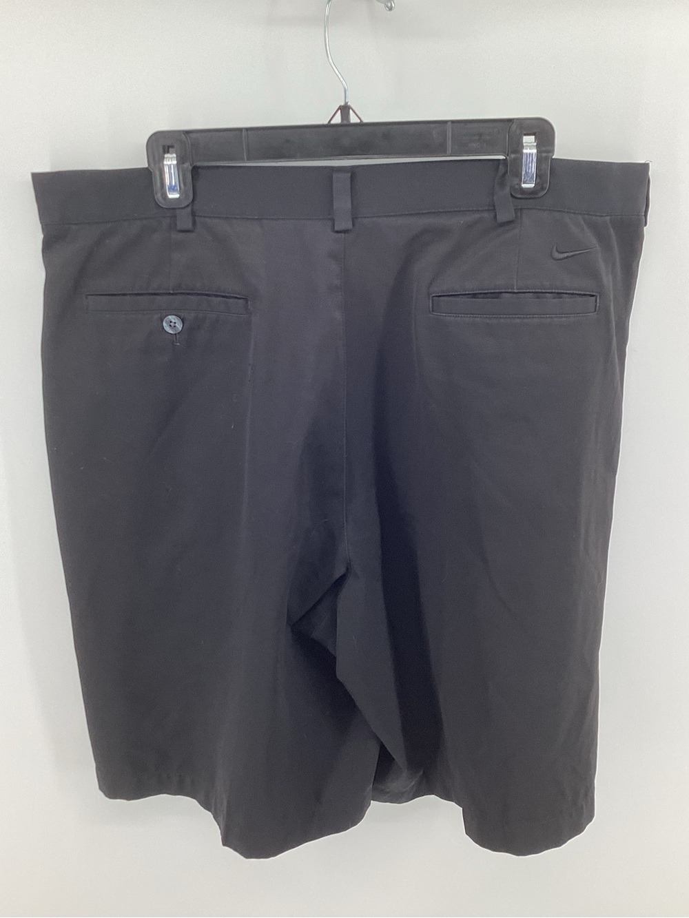 Nike Men's Black Flat Front Performance Shorts - Picture 3 of 7